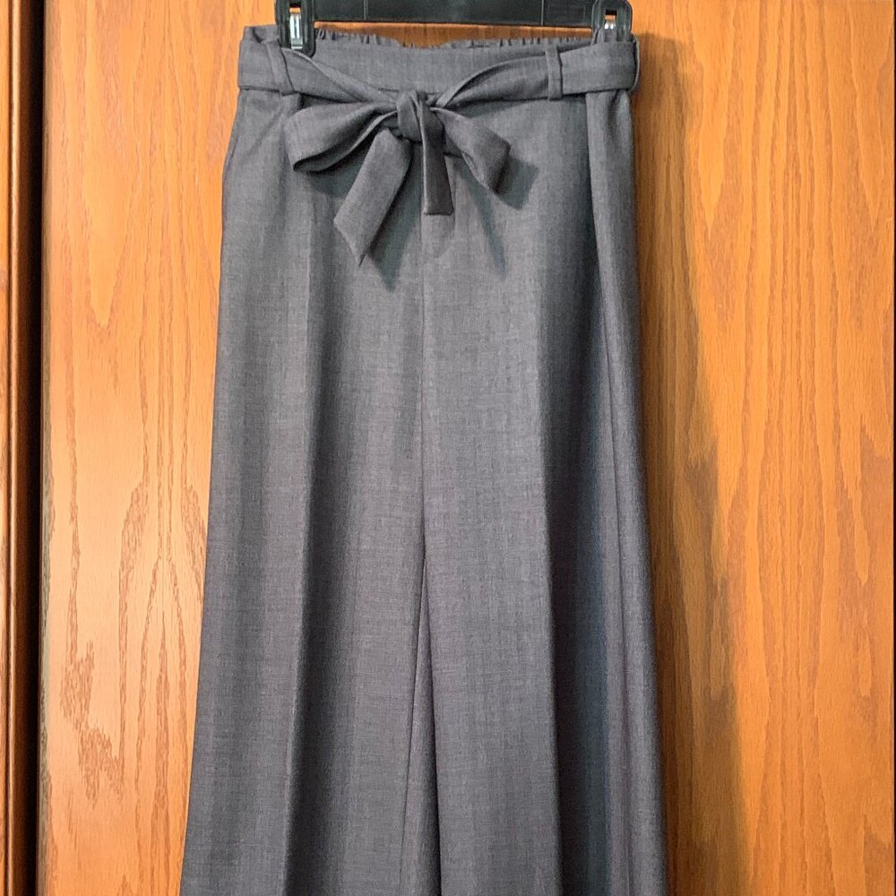 Banana Republic Gray Wide-Leg Cropped Pants with Tie Waist